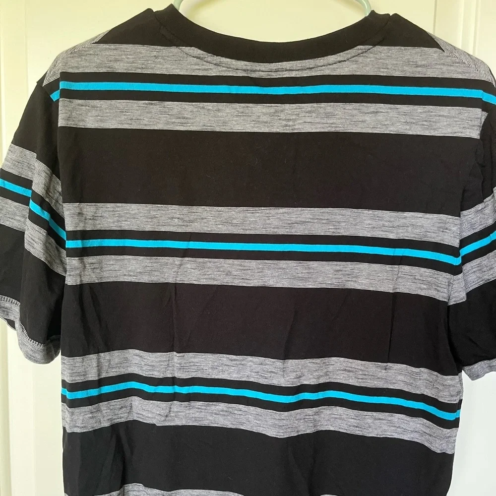 Men’s Tony Hawk Blue Striped Shirt - Picture 6 of 6